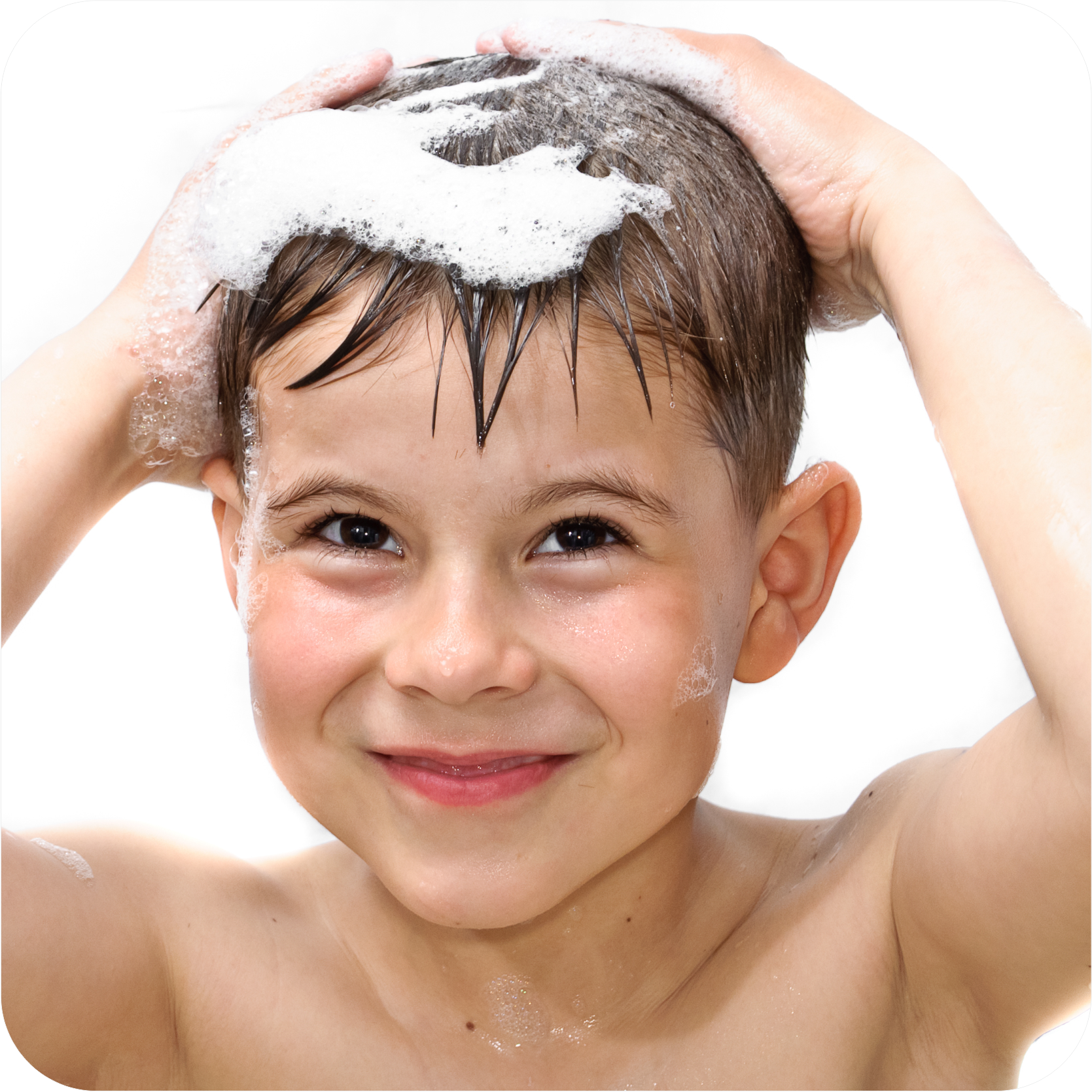 menino a tomar banho